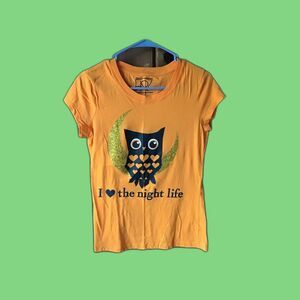 HPZ Graphic T Shirt Size L Night Life Owl Moon Orange Short Sleeve Fall Autumn